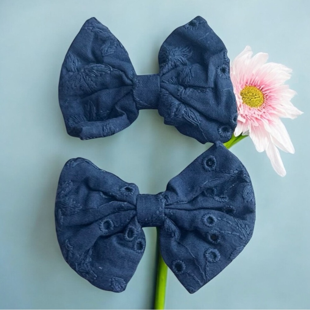 Blue eyelet pigtails hair bows set for kids nwt